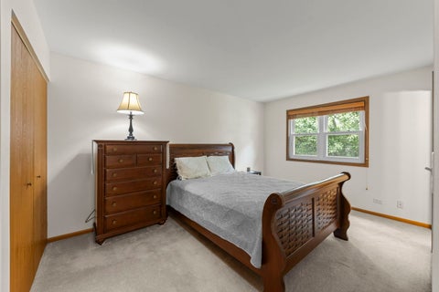 Tiny photo for 882 Aspen Drive, Lombard, IL 60148 (MLS # 12711138)