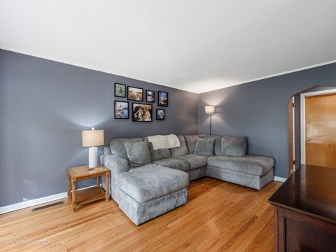 Tiny photo for 10713 S Sawyer Avenue, Chicago, IL 60655 (MLS # 12761148)