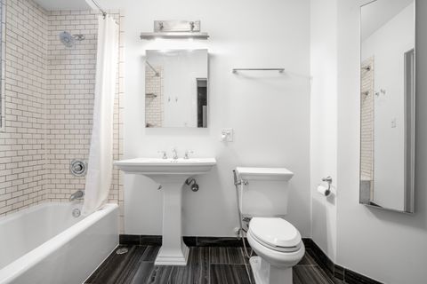 Tiny photo for 846 W GUNNISON Street #2W, Chicago, IL 60640 (MLS # 12504213)