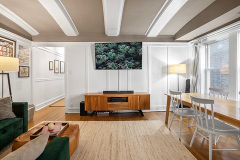 Tiny photo for 846 W GUNNISON Street #2W, Chicago, IL 60640 (MLS # 12504213)