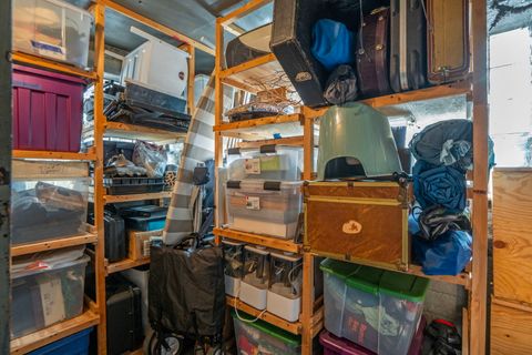 Tiny photo for 846 W GUNNISON Street #2W, Chicago, IL 60640 (MLS # 12504213)