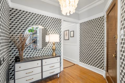 Tiny photo for 846 W GUNNISON Street #2W, Chicago, IL 60640 (MLS # 12504213)