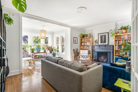 Tiny photo for 846 W GUNNISON Street #2W, Chicago, IL 60640 (MLS # 12504213)