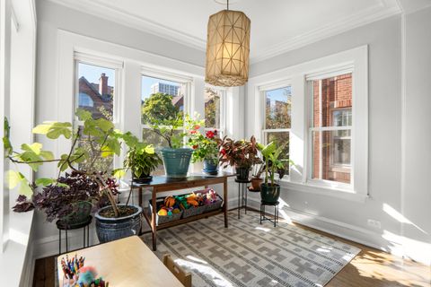 Tiny photo for 846 W GUNNISON Street #2W, Chicago, IL 60640 (MLS # 12504213)