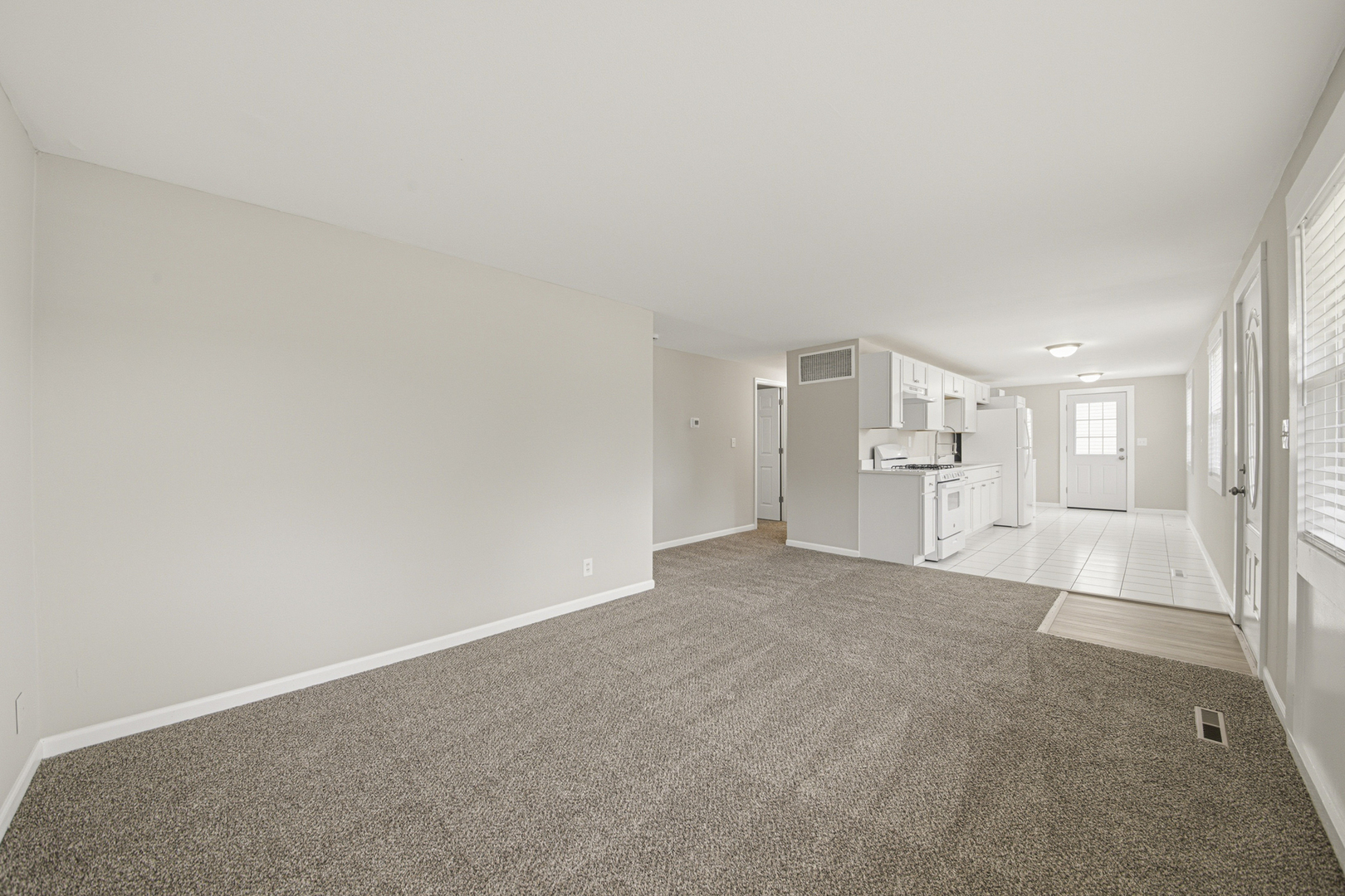Properties 4 120 Adobe Circle