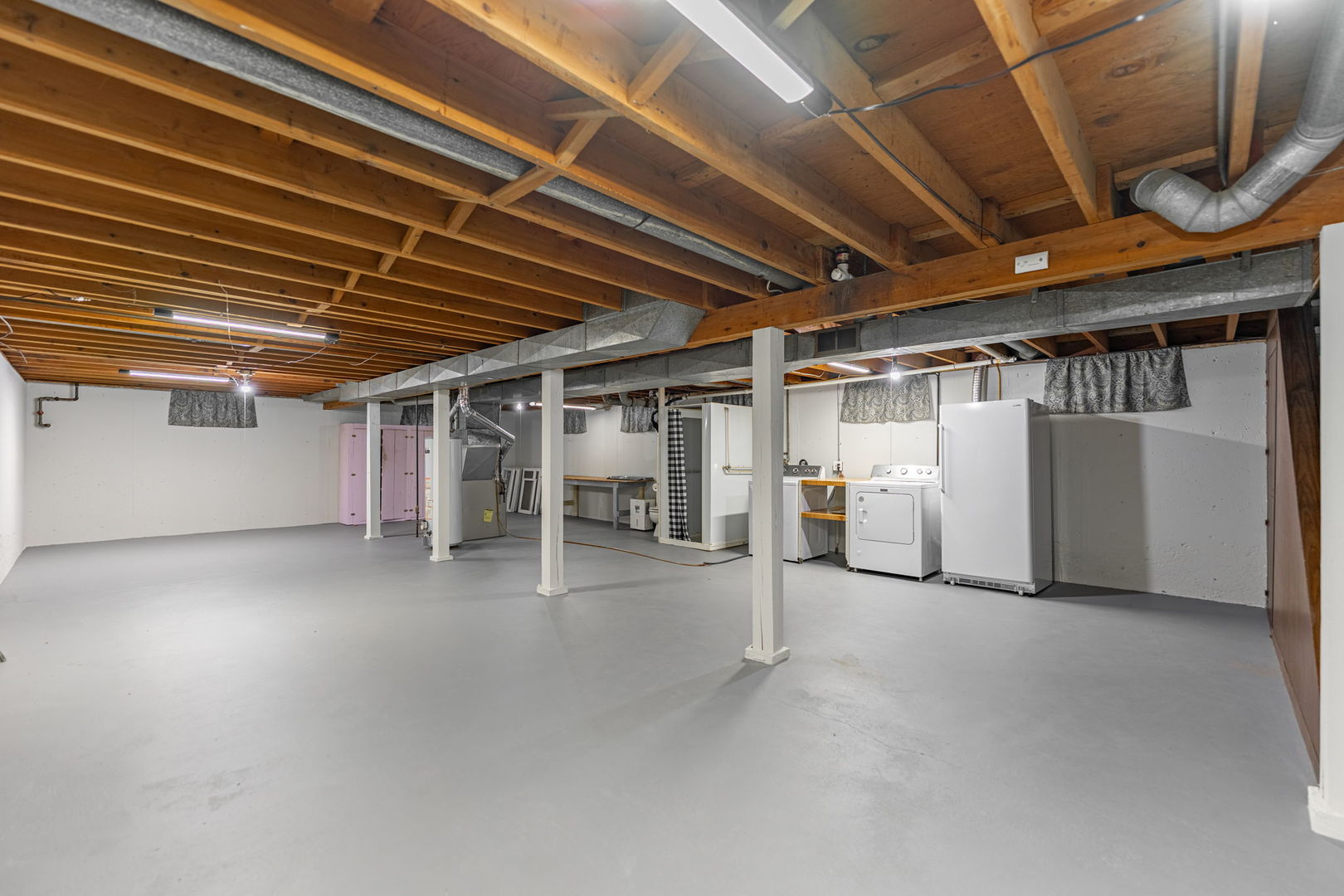 Belvidere, Illinois 61008, United States, 3 Bedrooms Bedrooms, ,2 BathroomsBathrooms,Residential,Contingent,224726