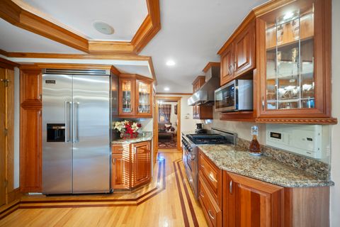 Tiny photo for 300 N BRADLEY Road, Lake Forest, IL 60048 (MLS # 12583631)