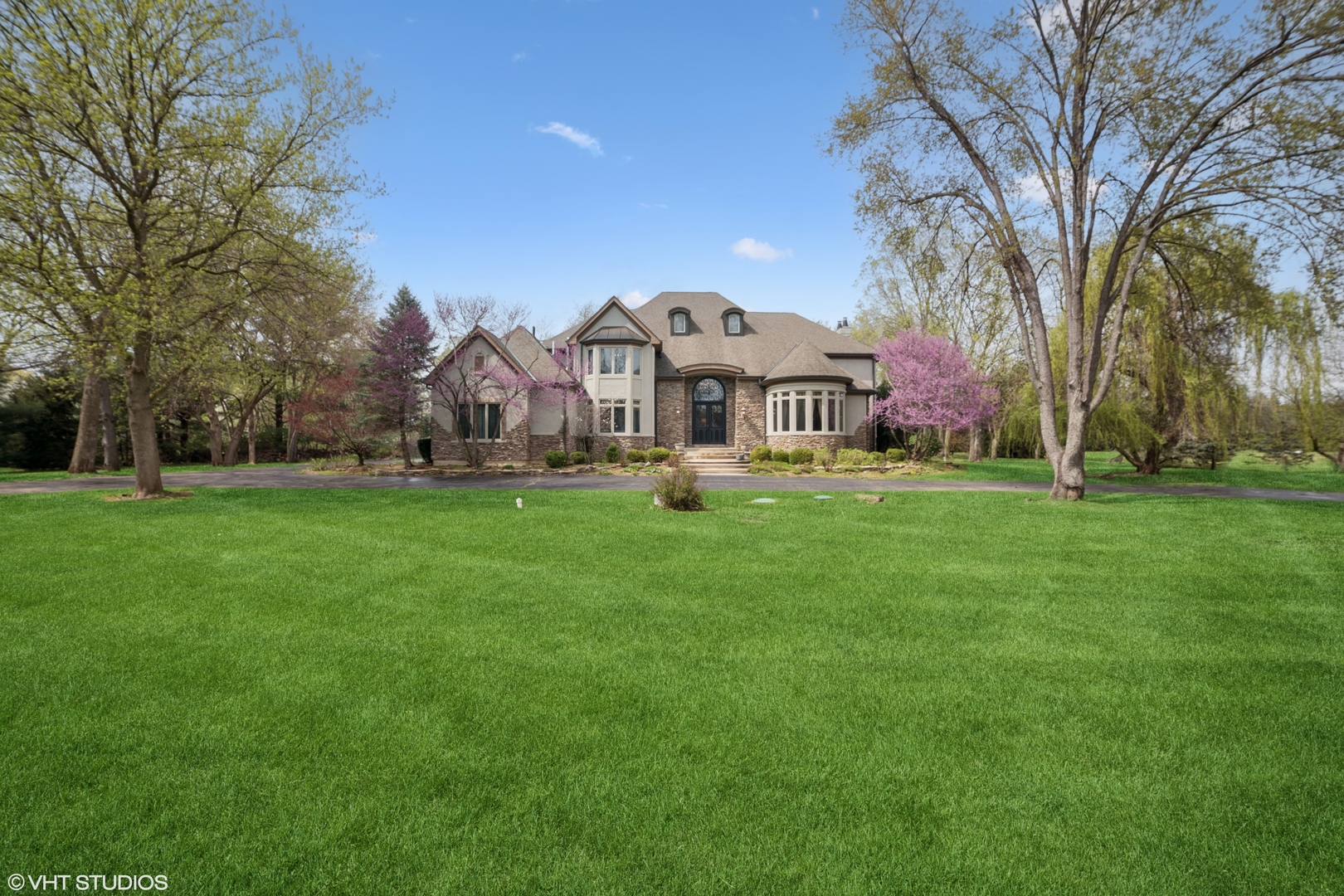 32W634 Oak Lawn Farm Road