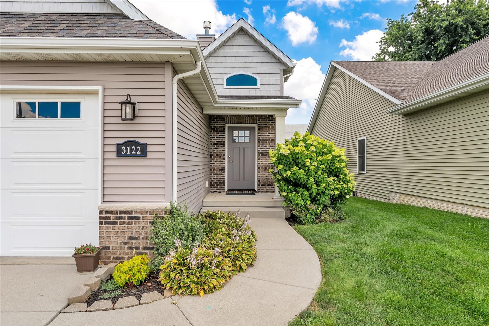 3122 W 34th Street