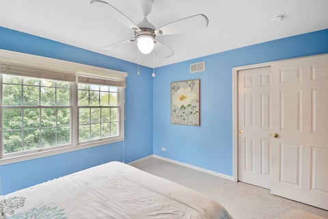 Tiny photo for 88 Open Parkway S, Hawthorn Woods, IL 60047 (MLS # 12769120)