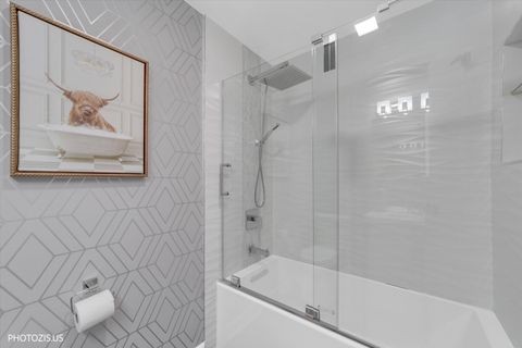 Tiny photo for 550 Vine Avenue #104, Highland Park, IL 60035 (MLS # 12617825)