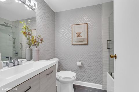 Tiny photo for 550 Vine Avenue #104, Highland Park, IL 60035 (MLS # 12617825)