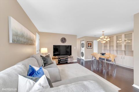 Tiny photo for 550 Vine Avenue #104, Highland Park, IL 60035 (MLS # 12617825)