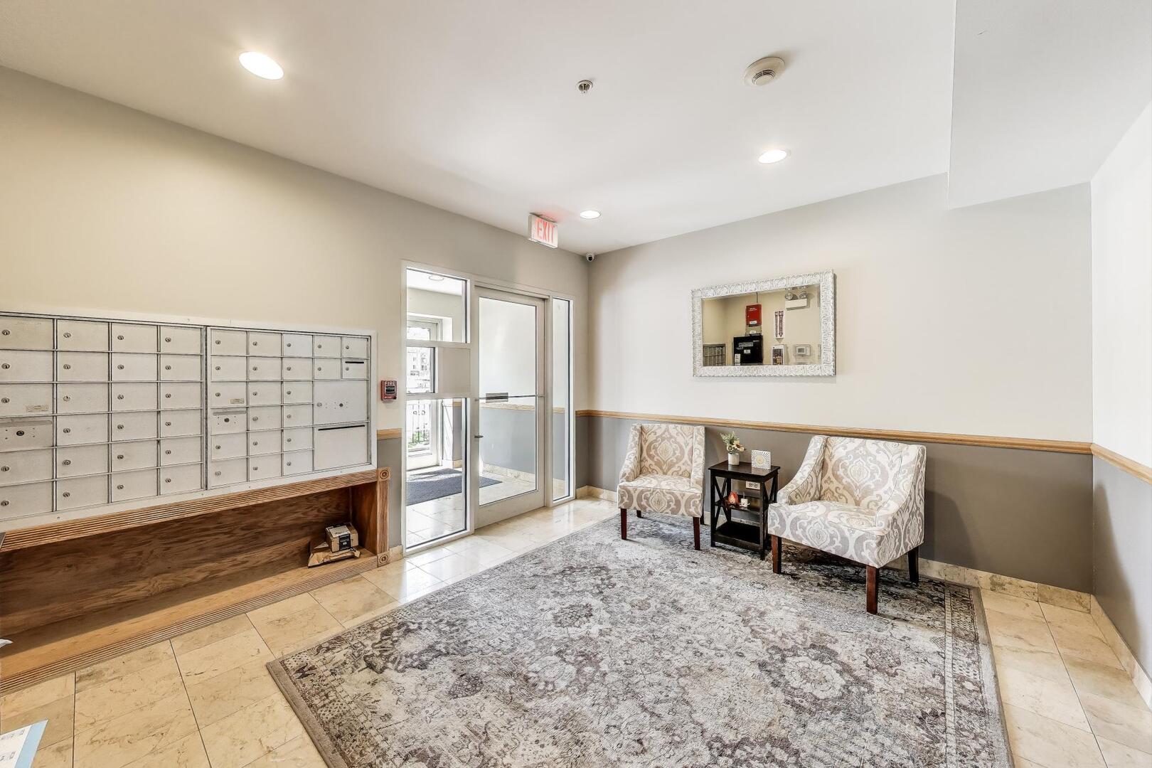 124 W Colfax Street 409