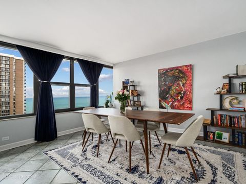 Tiny photo for 5801 N Sheridan Road #16B, Chicago, IL 60660 (MLS # 12630590)