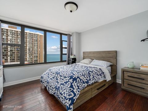 Tiny photo for 5801 N Sheridan Road #16B, Chicago, IL 60660 (MLS # 12630590)