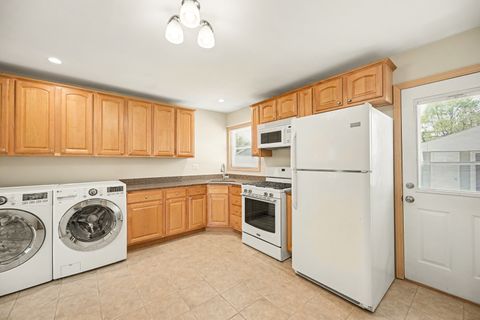 Tiny photo for 907 Lilac Lane, Joliet, IL 60435 (MLS # 12608274)