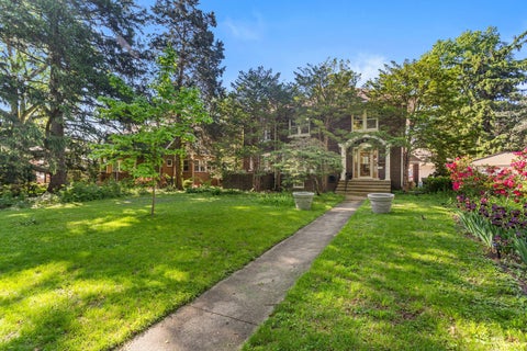 Photo of 303 W Michigan Avenue, Urbana, IL 61801 (MLS # 12644054)