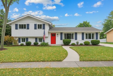 Tiny photo for 1614 Kingston Lane, Schaumburg, IL 60193 (MLS # 12512280)