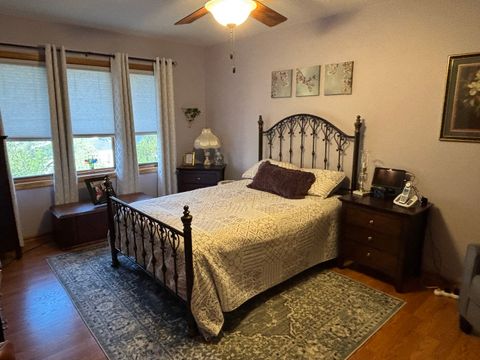 Tiny photo for Oak Lawn, IL 60453 (MLS # 12636457)