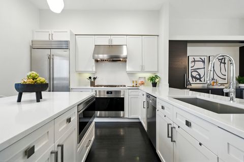 Tiny photo for 460 W Superior Street #7, Chicago, IL 60654 (MLS # 12517636)