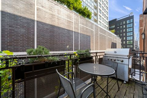 Tiny photo for 460 W Superior Street #7, Chicago, IL 60654 (MLS # 12517636)