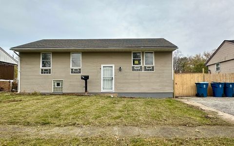 A home in Sauk Village