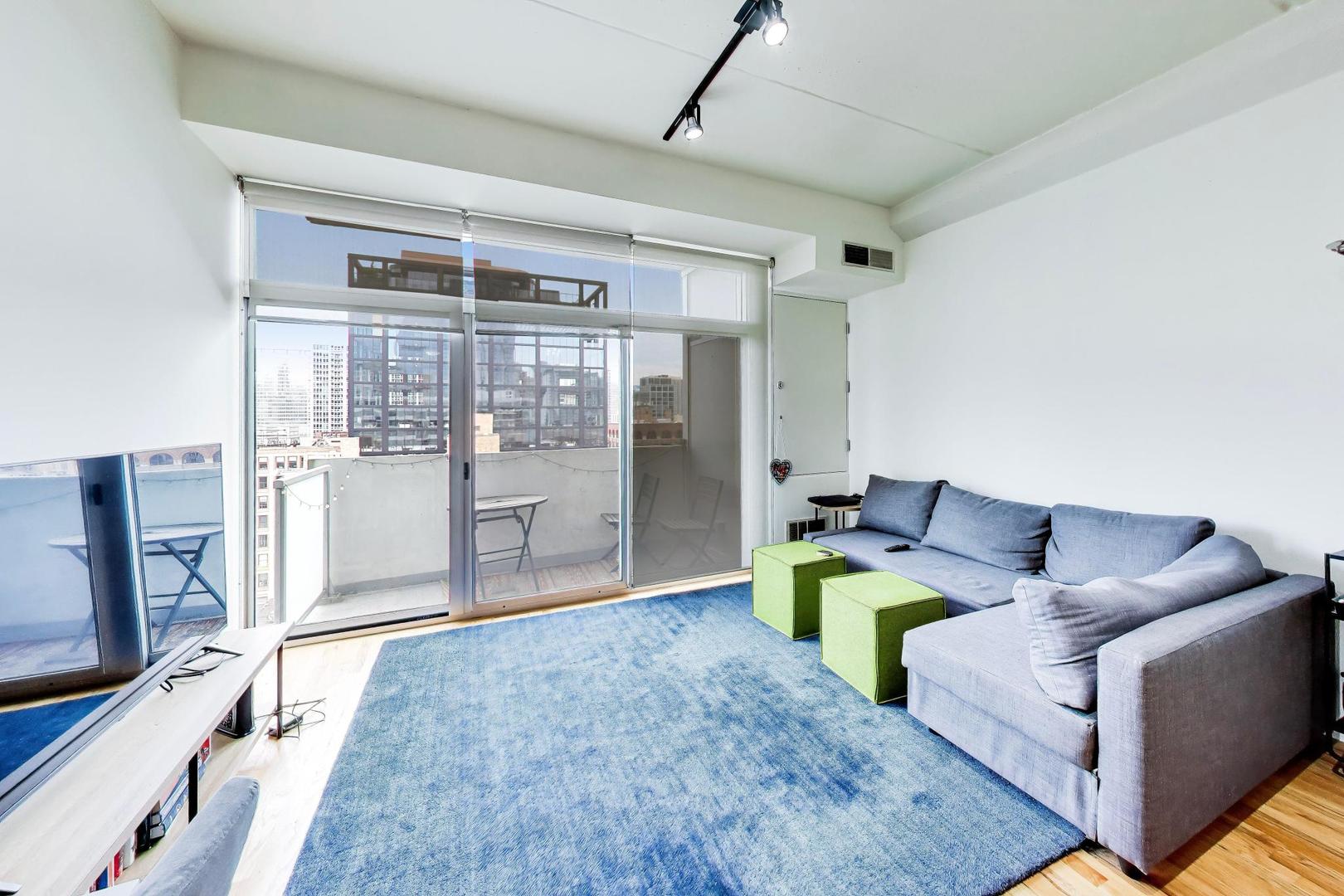 630 N Franklin Street 1013