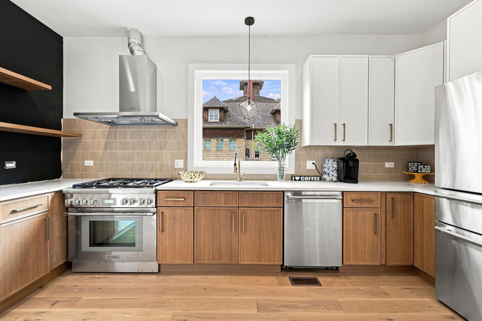 121 N Kensington Avenue