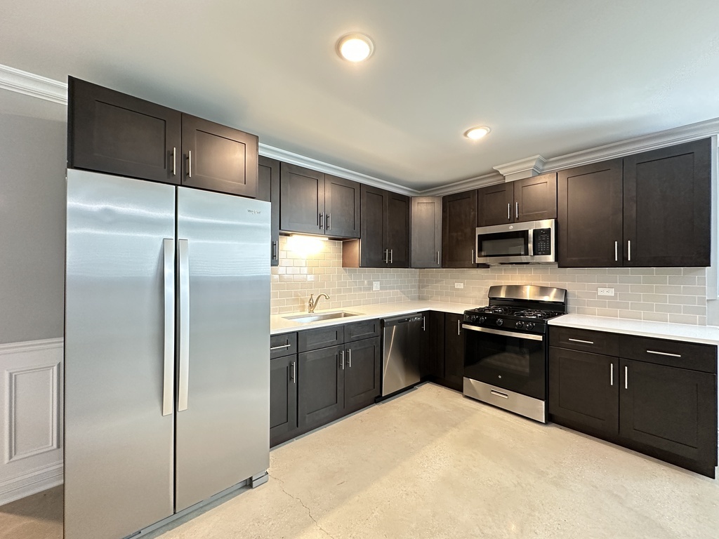 4117 S Michigan Avenue GS