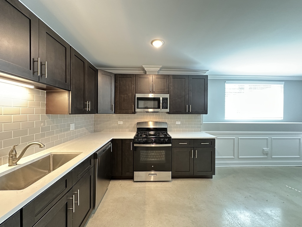 4117 S Michigan Avenue GS