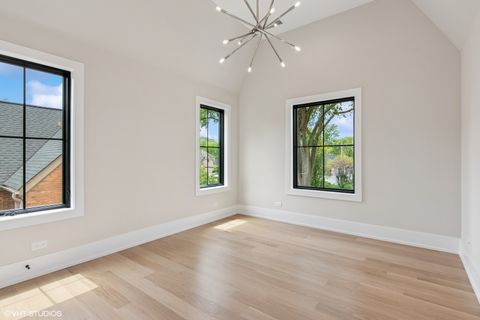 Tiny photo for 613 S Chatham Avenue, Elmhurst, IL 60126 (MLS # 12445752)