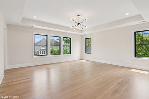 Tiny photo for 613 S Chatham Avenue, Elmhurst, IL 60126 (MLS # 12445752)