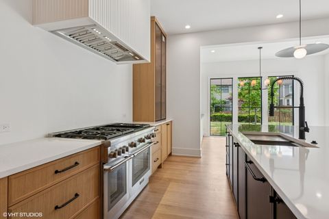 Tiny photo for 613 S Chatham Avenue, Elmhurst, IL 60126 (MLS # 12445752)
