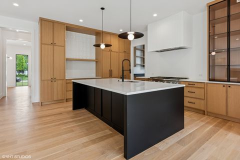 Tiny photo for 613 S Chatham Avenue, Elmhurst, IL 60126 (MLS # 12445752)
