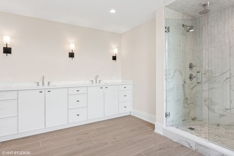 Tiny photo for 613 S Chatham Avenue, Elmhurst, IL 60126 (MLS # 12445752)