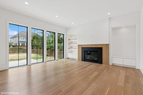 Tiny photo for 613 S Chatham Avenue, Elmhurst, IL 60126 (MLS # 12445752)