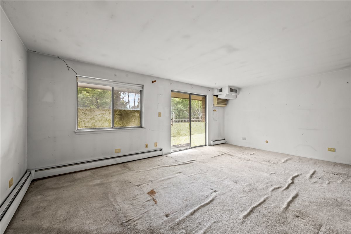 1206 E Fairview Street 305