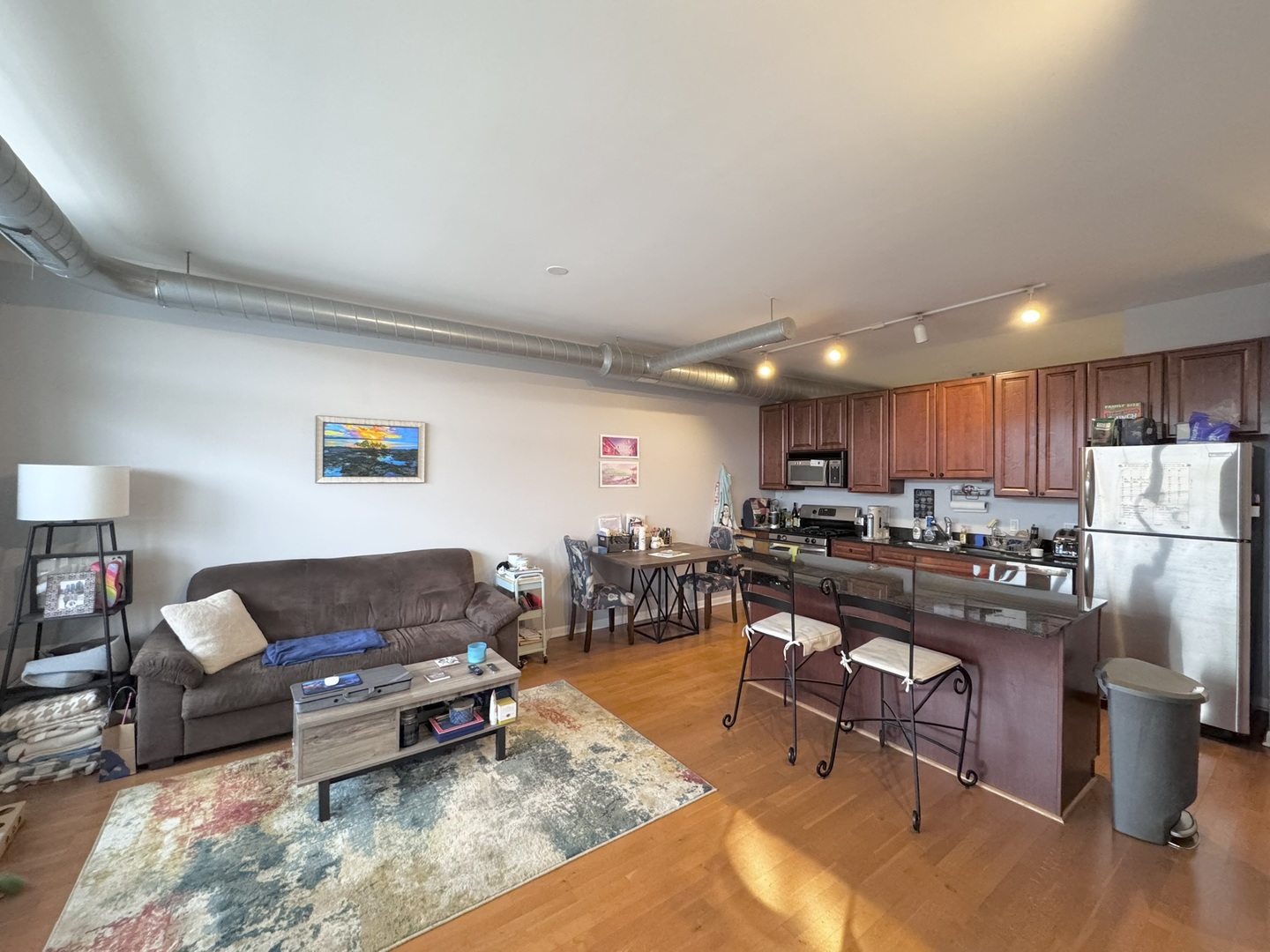 1200 W Monroe Street 516