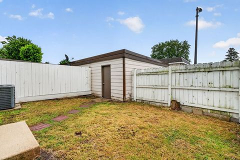 Tiny photo for 1289 Court E Court, Hanover Park, IL 60133 (MLS # 12668518)