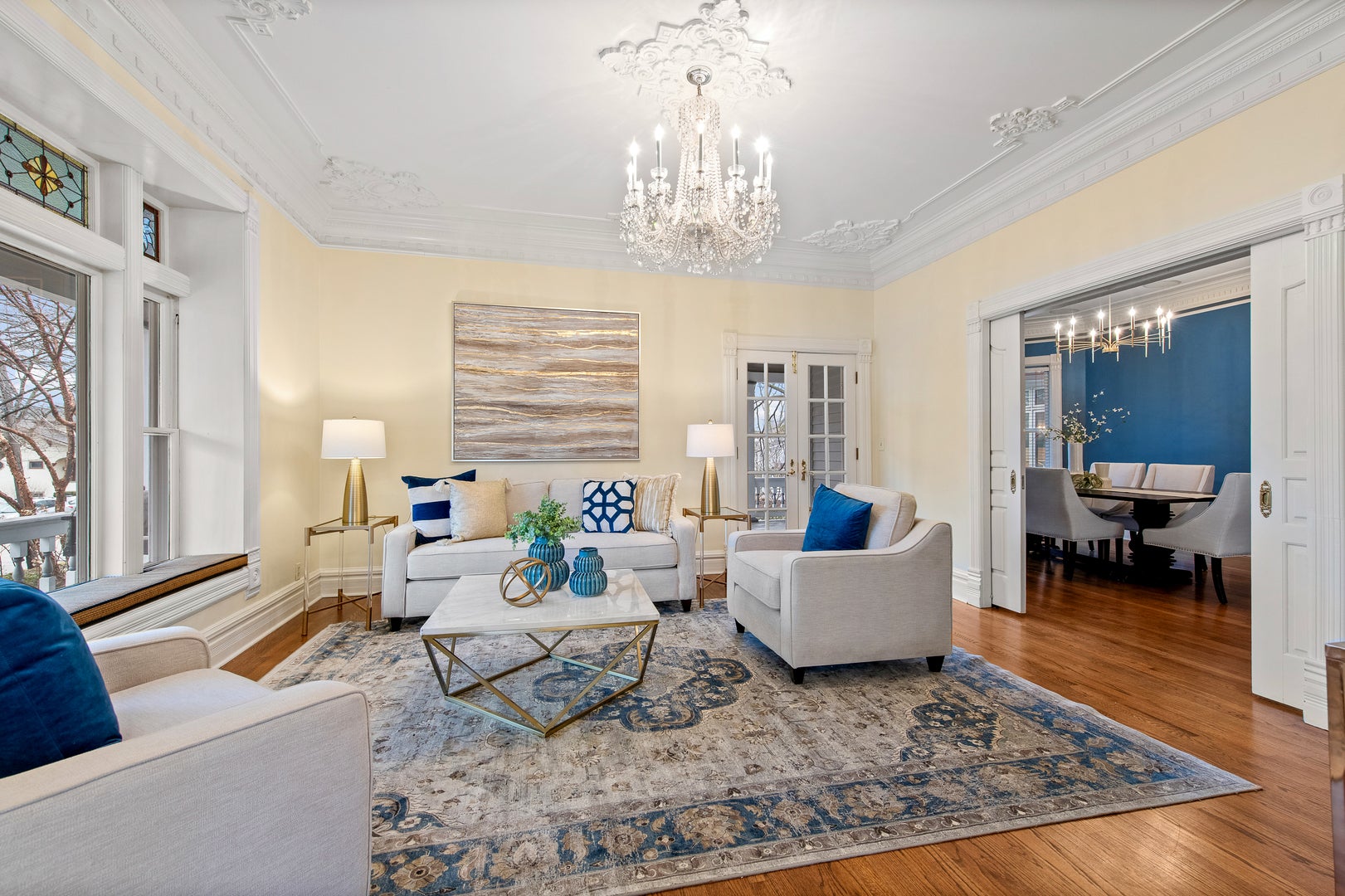 135 W Lake Street