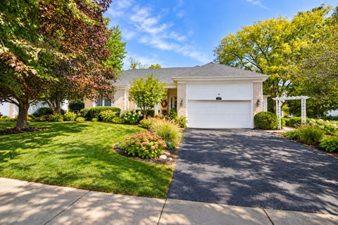 Photo of 793 Lipizzan Lane, Wauconda, IL 60084 (MLS # 12781799)