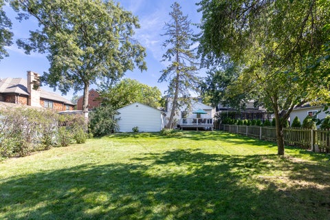 Tiny photo for 1032 Vernon Avenue, Park Ridge, IL 60068 (MLS # 12771465)