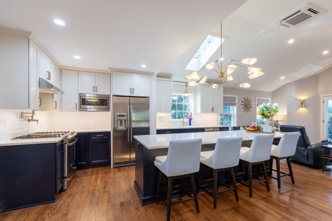 Tiny photo for 1032 Vernon Avenue, Park Ridge, IL 60068 (MLS # 12771465)