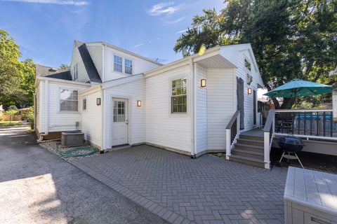 Tiny photo for 1032 Vernon Avenue, Park Ridge, IL 60068 (MLS # 12771465)