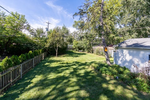 Tiny photo for 1032 Vernon Avenue, Park Ridge, IL 60068 (MLS # 12771465)