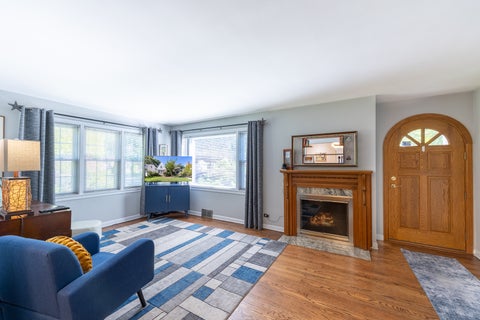 Tiny photo for 1032 Vernon Avenue, Park Ridge, IL 60068 (MLS # 12771465)