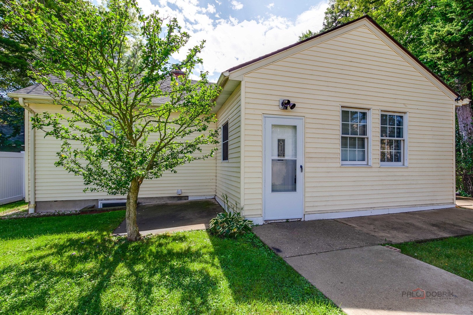 47 Prairie Avenue RearHouse