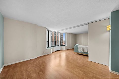 Tiny photo for 899 S PLYMOUTH Court #1406, Chicago, IL 60605 (MLS # 12526712)