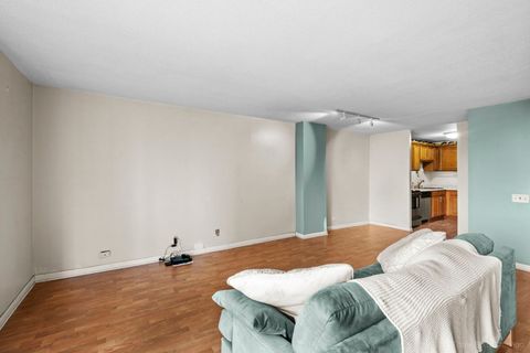 Tiny photo for 899 S PLYMOUTH Court #1406, Chicago, IL 60605 (MLS # 12526712)
